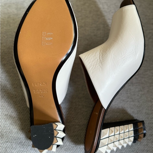 Fendi leather studded slides - Picture 6 of 6